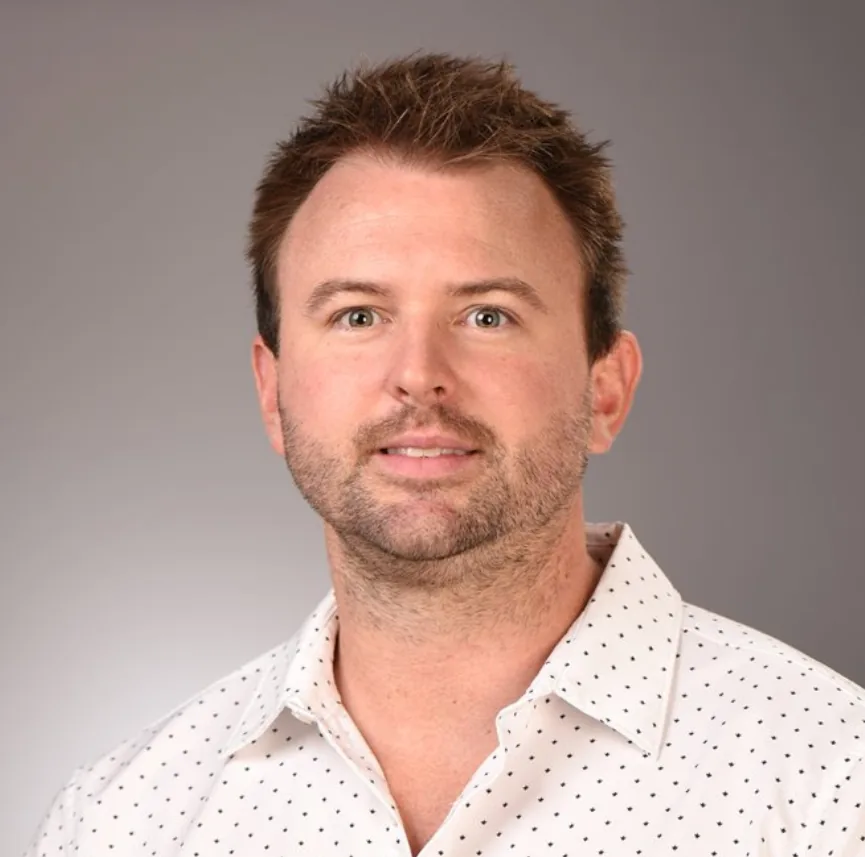 Dr. Austin Green, Dallas prosthodontist at KG Dentistry