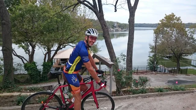 Dr. Kyle Keeter and Carolyn Keeter cycling at the lake